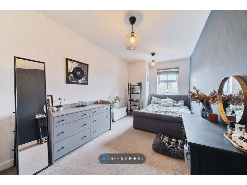 Property photo 2 of 4