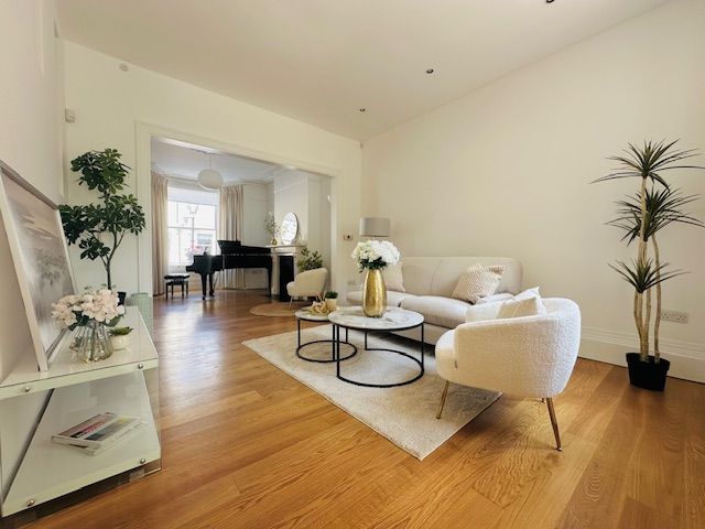 Property photo 1 of 34