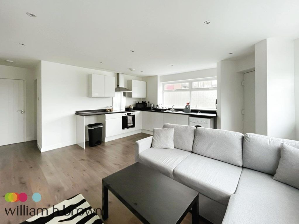 Property photo 2 of 7 Image