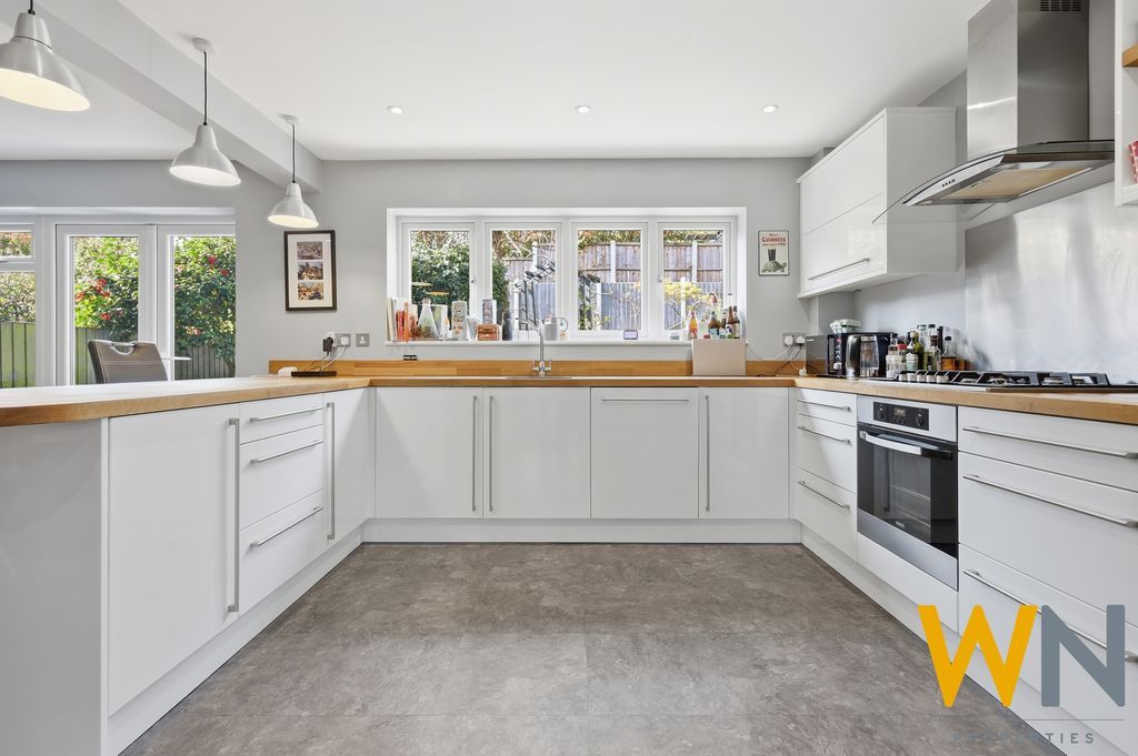 Property photo 3 of 36 Photo 19