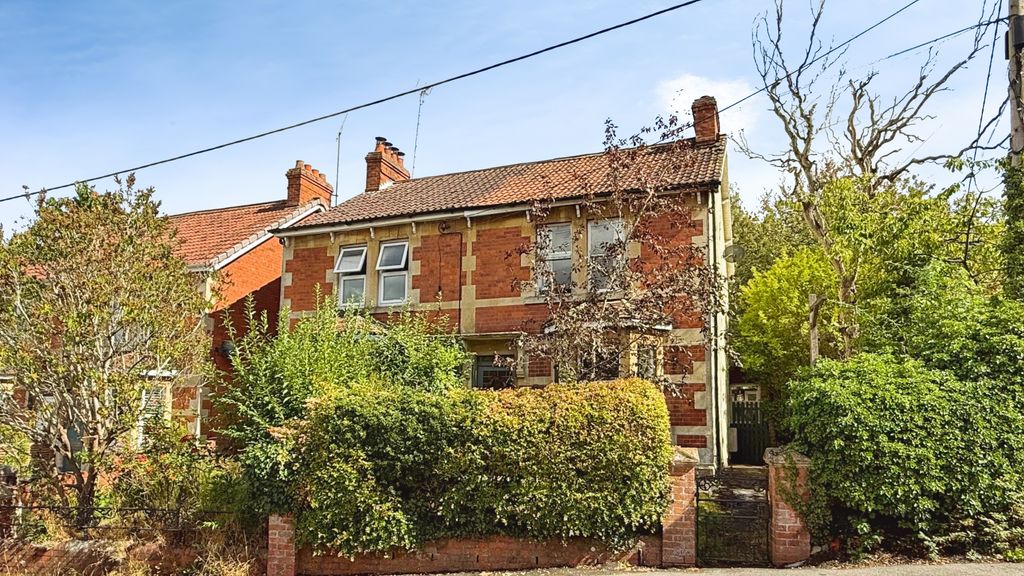 Property photo 1 of 16