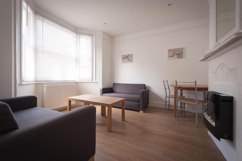 Property photo 1 of 9 Picture 1