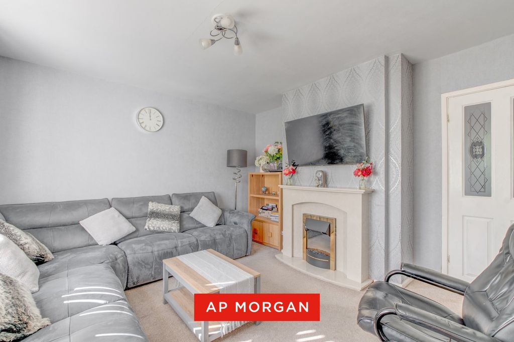 Property photo 2 of 13 Picture No. 09