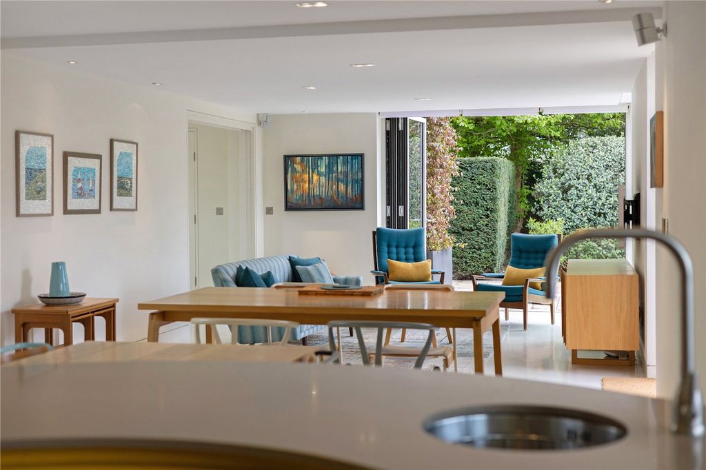 Additional image 15 of 6 bed detached house for saleWinter Hill Road, Cookham Dean, Maidenhead, Berkshire SL6