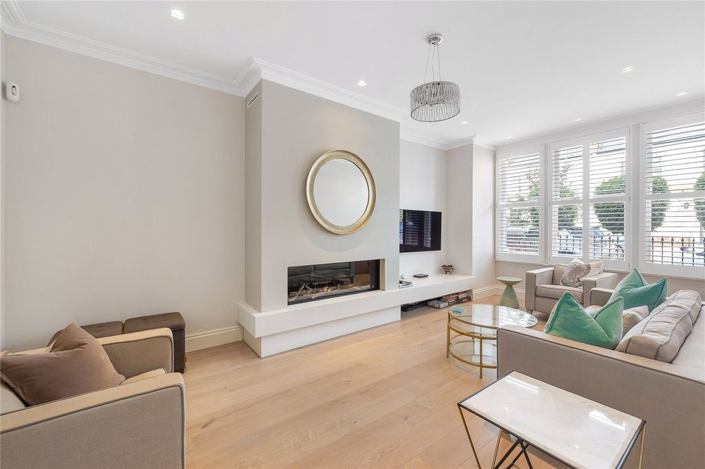 Property photo 3 of 18 Picture No. 02