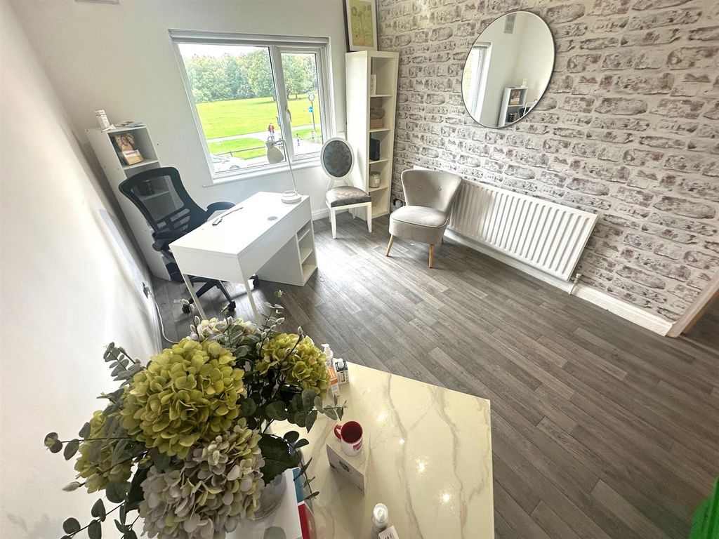 Property photo 3 of 9 Img_5248.Jpg