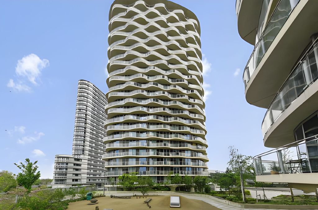 Property photo 1 of 7