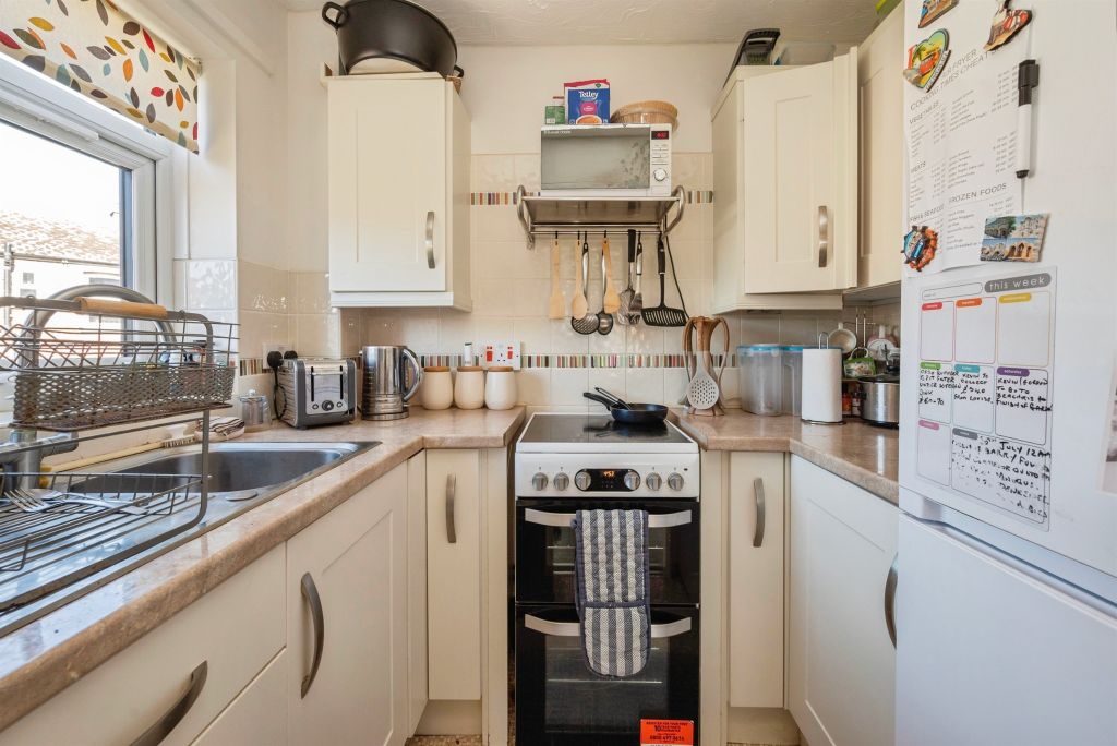 Property photo 3 of 14