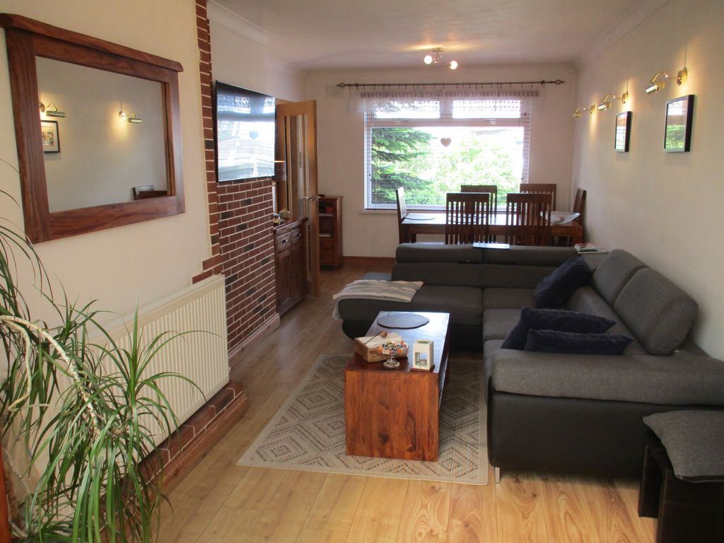 Property photo 3 of 23