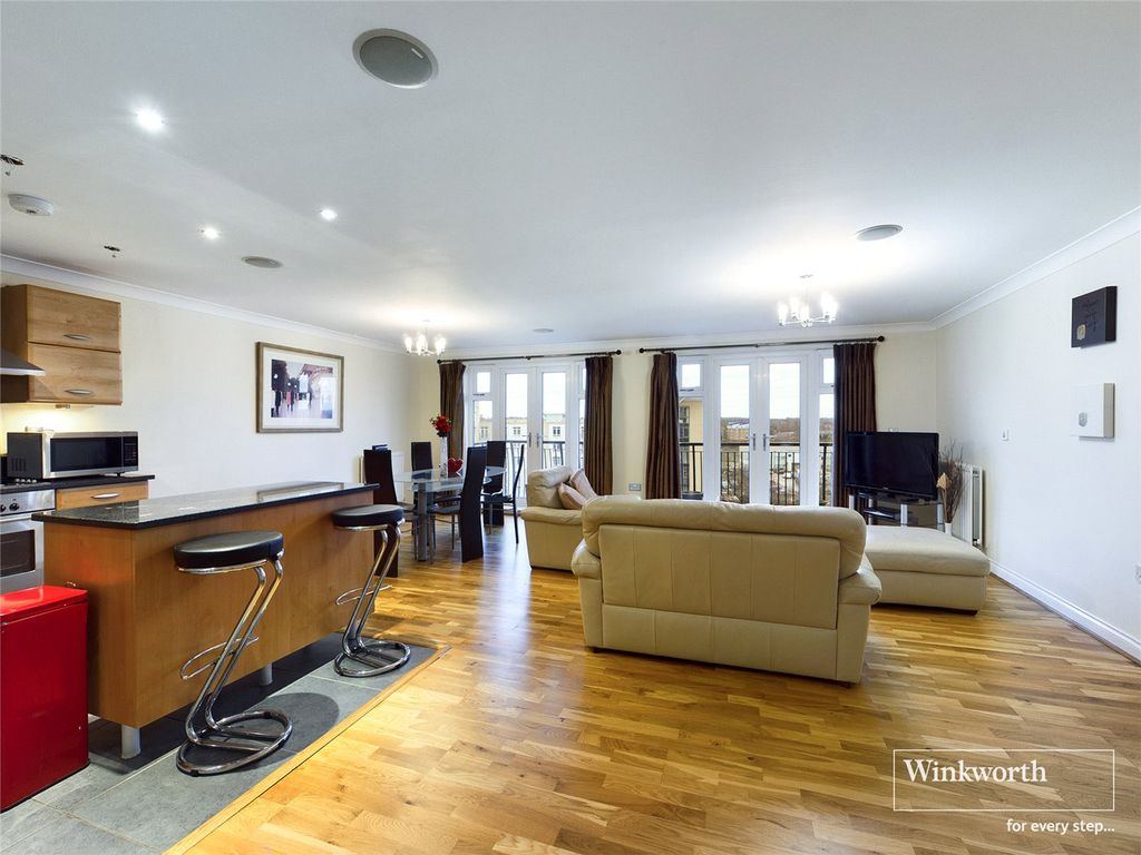 Property photo 2 of 11 Picture No. 19