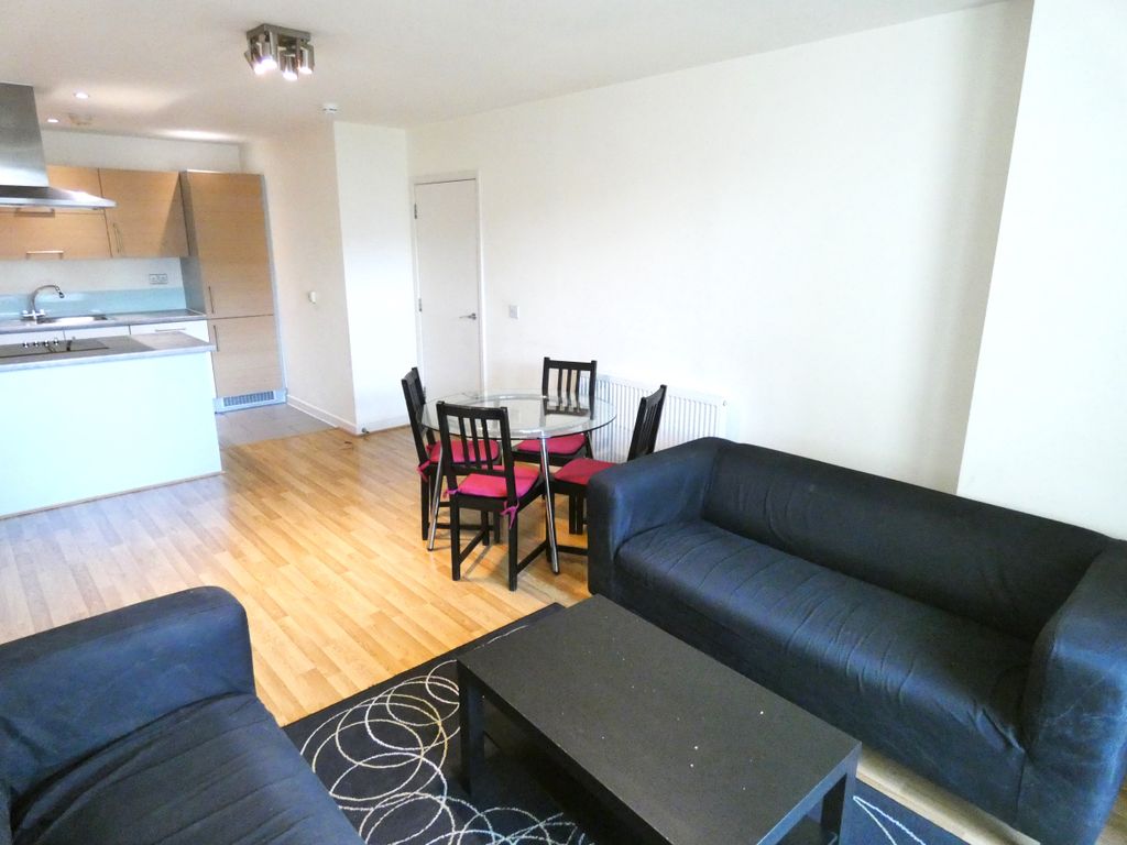 Property photo 2 of 26