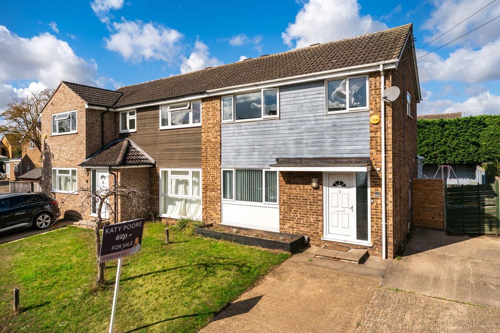 Property photo 1 of 11