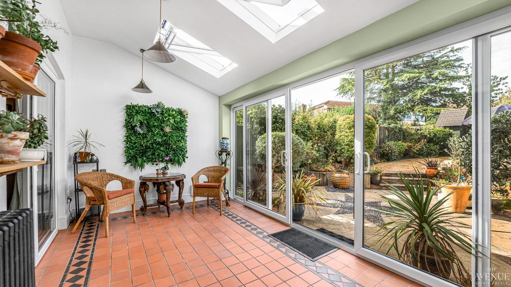 Property photo 3 of 37 5296624