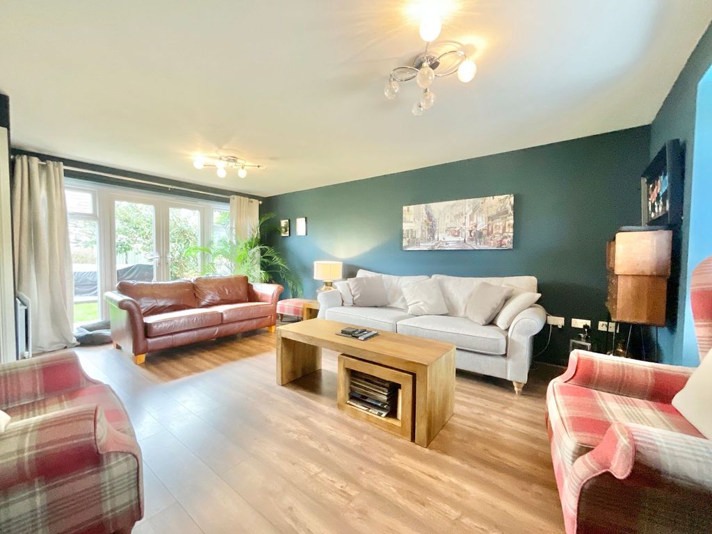 Property photo 3 of 24