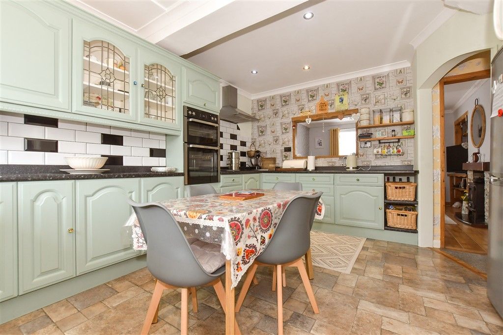 Property photo 3 of 14 Kitchen/ Breakfast Room