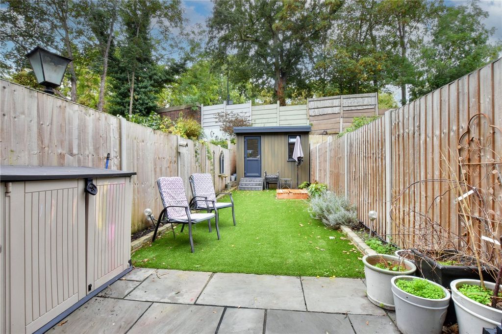 Property photo 3 of 23 Picture No. 48