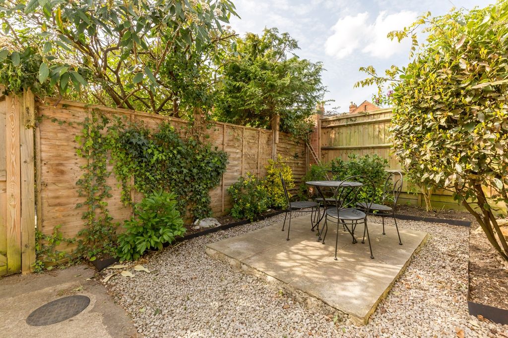 Property photo 3 of 5 Photo 2