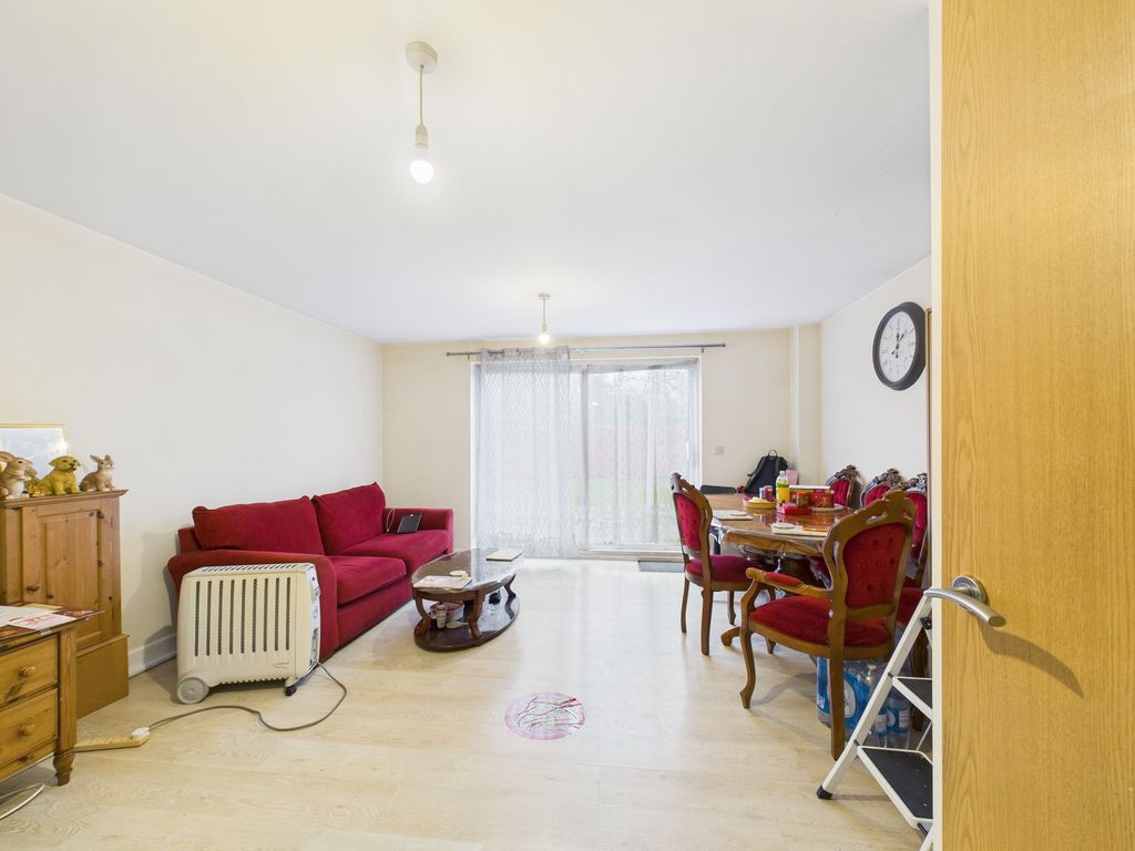 Property photo 3 of 15