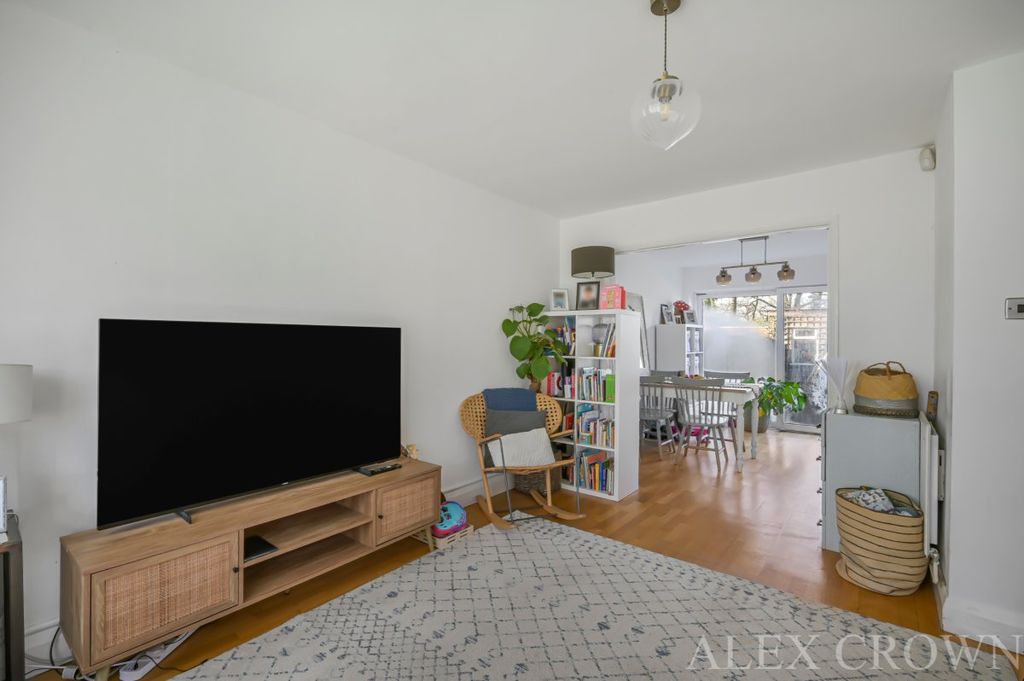 Property photo 2 of 15