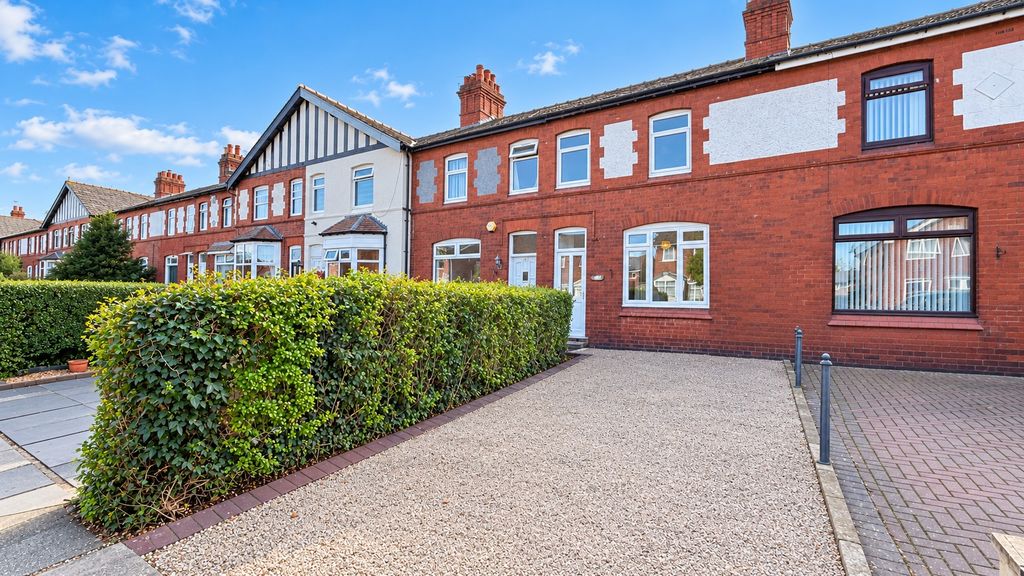 Property photo 1 of 16 5590000