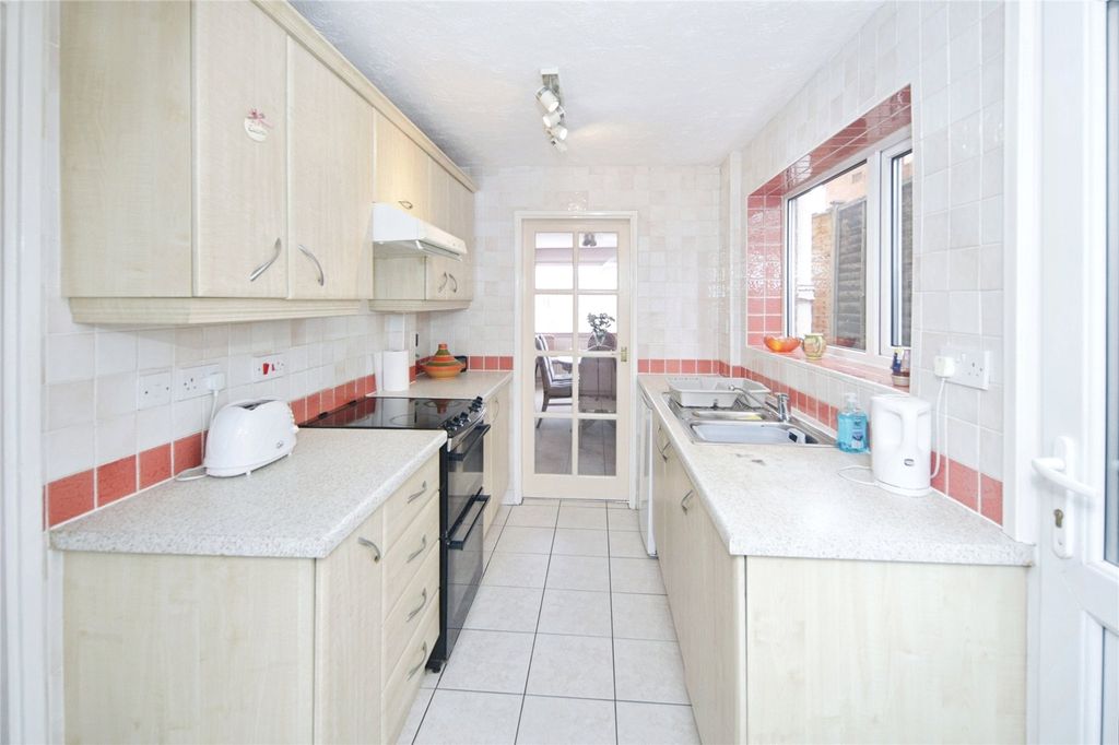 Property photo 2 of 18 Picture No. 07