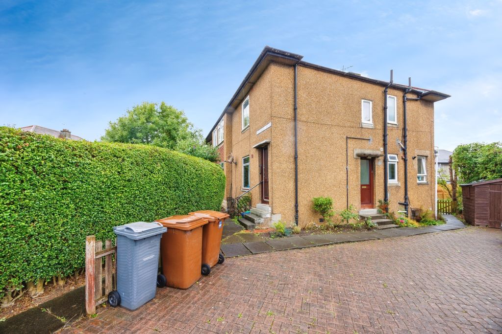 Property photo 1 of 19 2W8A0340