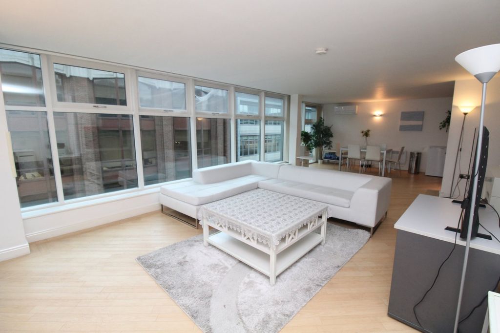 Property photo 1 of 13 Picture No. 04