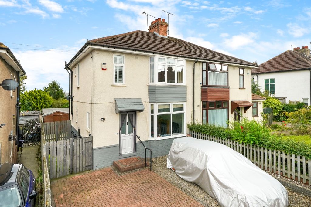 Property photo 1 of 19 Picture No. 02