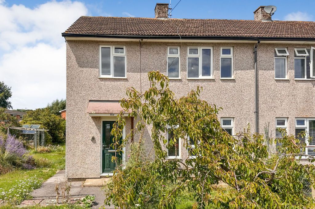 Property photo 1 of 17 103 Lipscombe Rise, Alton, Hampshire, Gu34 2Hj