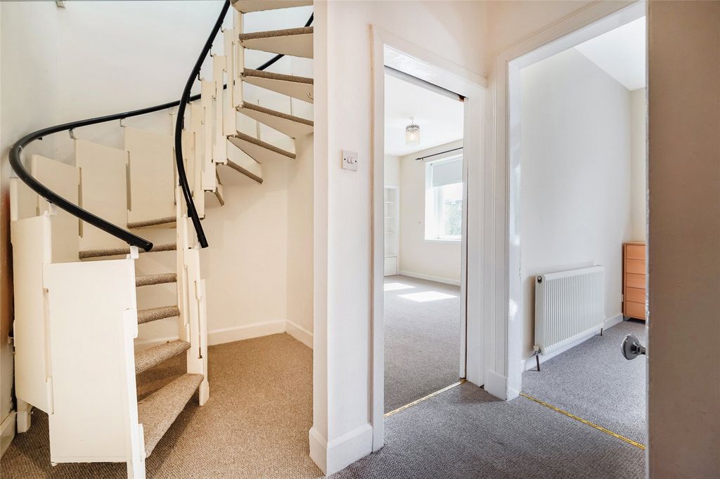 Property photo 3 of 15 Spiral Stair