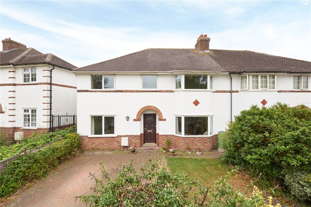 Property photo 1 of 18 Picture No. 02