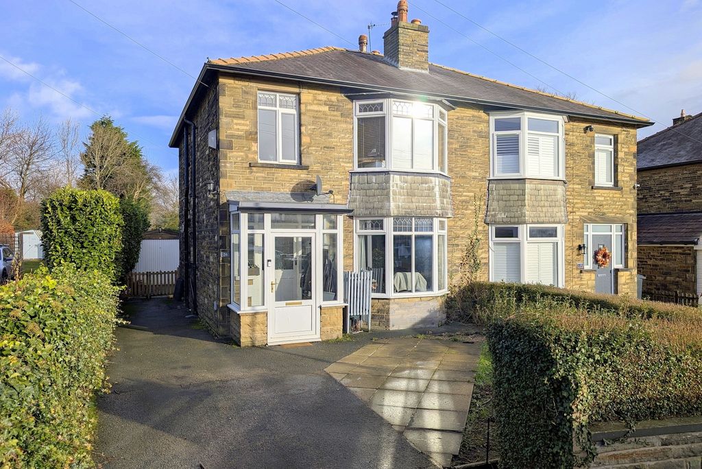 Property photo 1 of 20 Laverock1