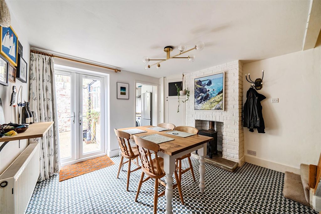 Property photo 3 of 13 Dining Room 2.Jpg