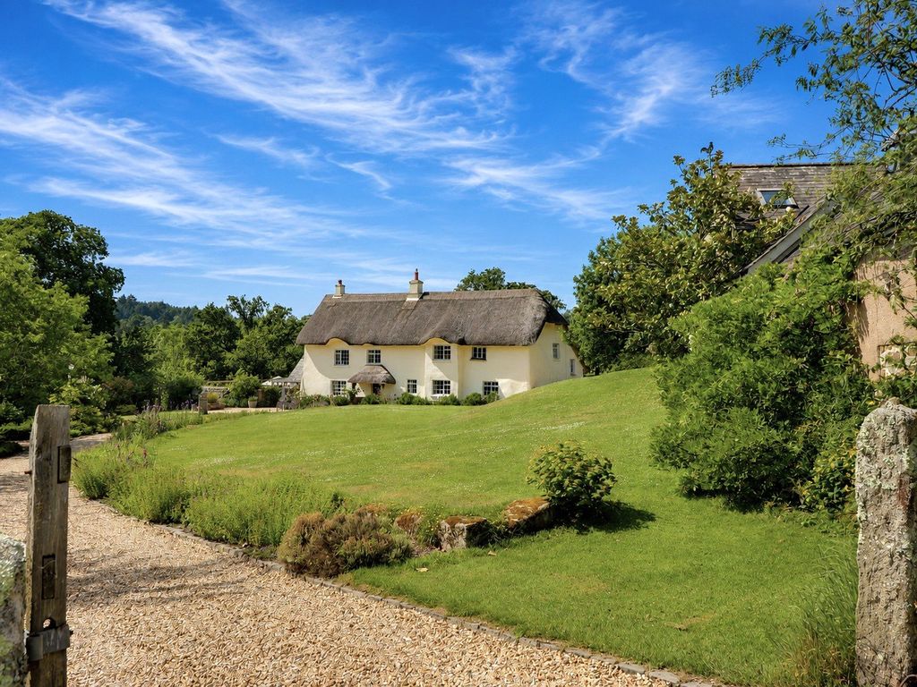 Property photo 1 of 27 Picture No. 37