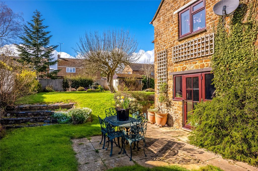 Property photo 3 of 17 Picture No. 15