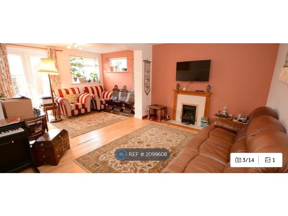 Property photo 2 of 13