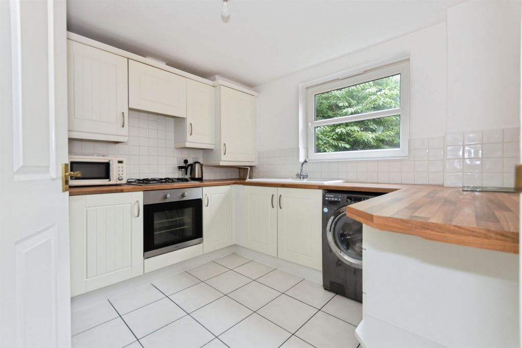 Property photo 3 of 22