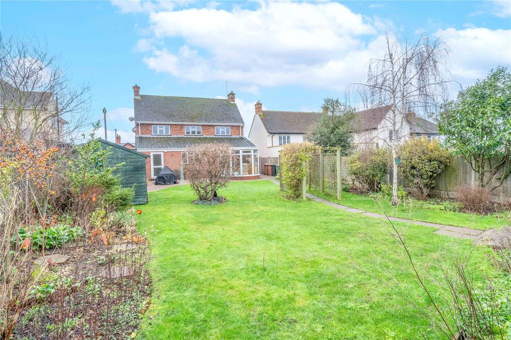 Property photo 2 of 12 Picture No. 17