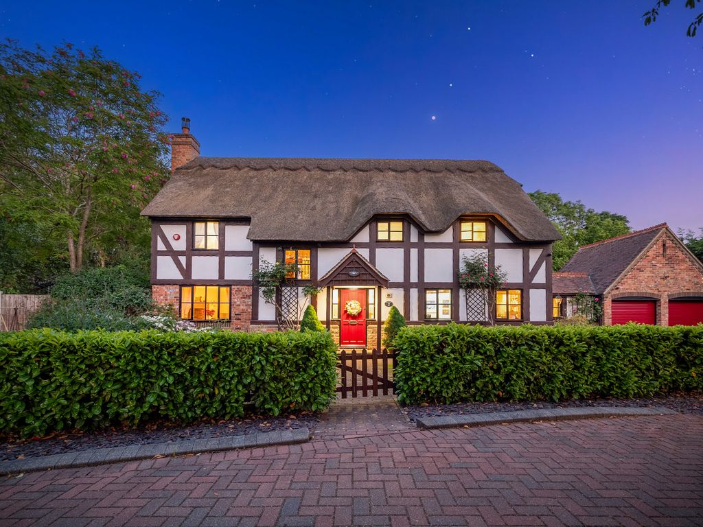 Property photo 2 of 43