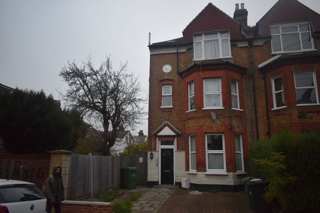 Property photo 1 of 1