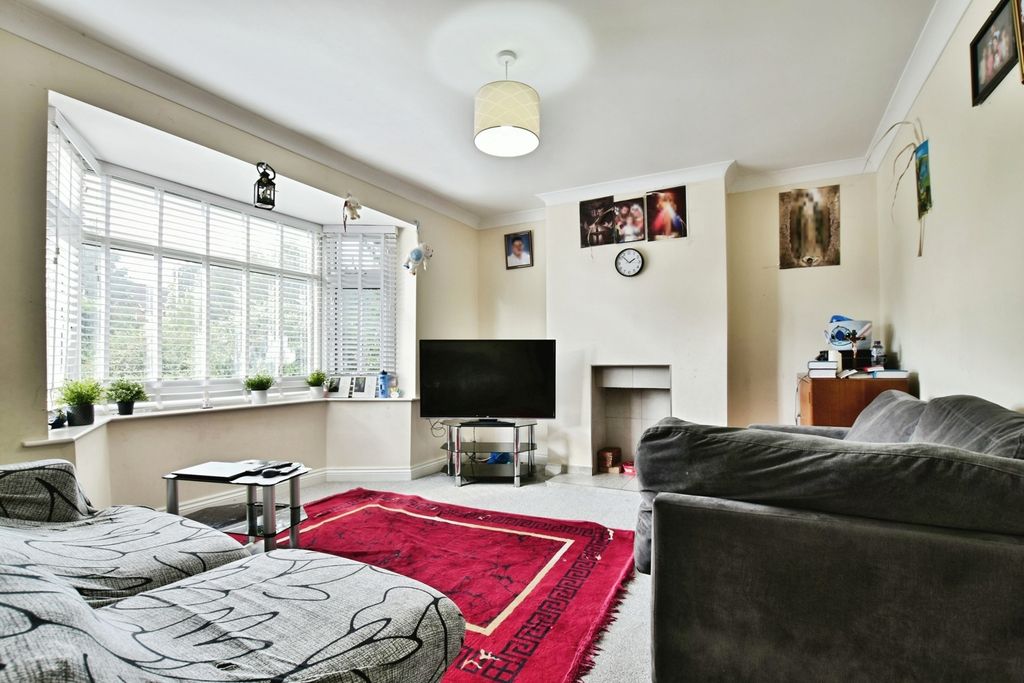 Property photo 2 of 27 Pbox-Img.Jpg