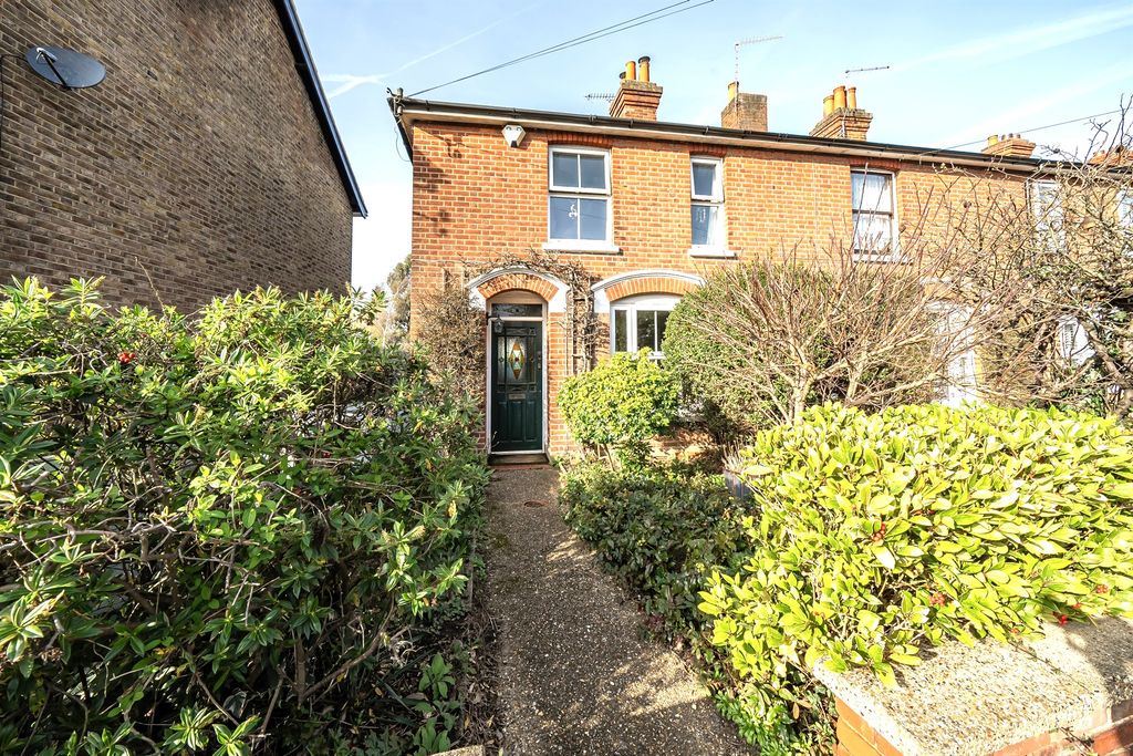 Property photo 1 of 11 Exterior