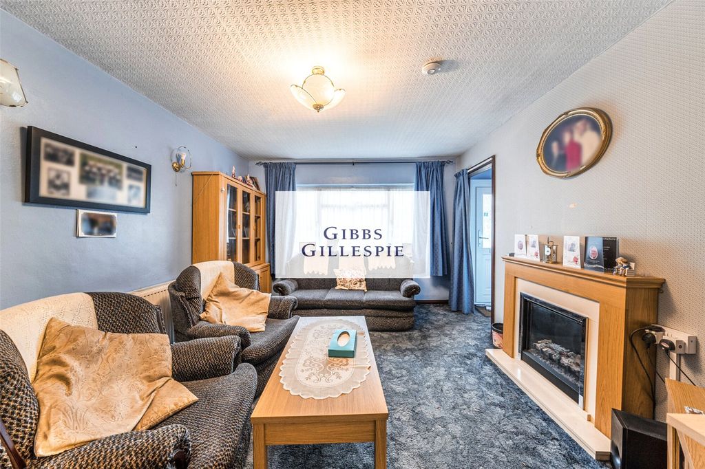 Property photo 3 of 18 Picture No. 27