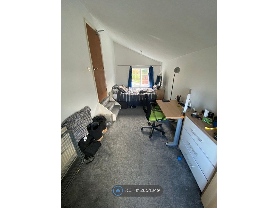 Property photo 1 of 4