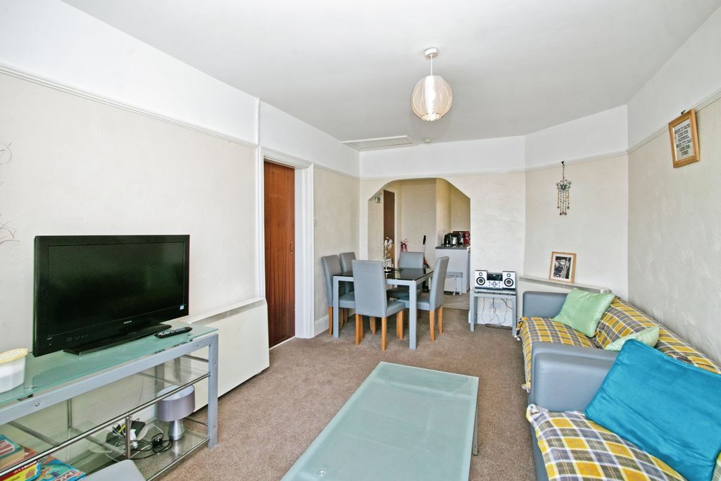 Property photo 3 of 17 Photography