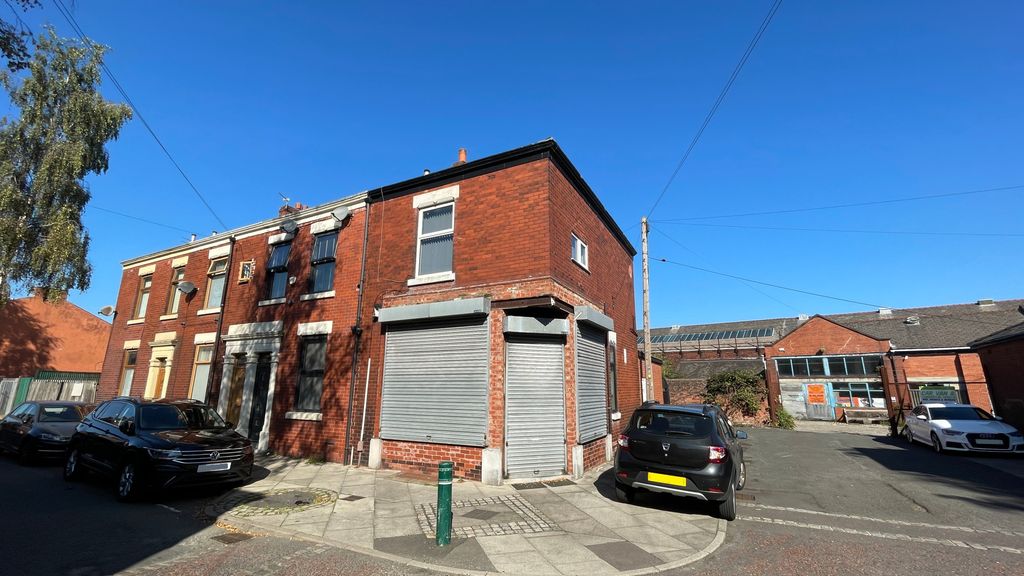 Property photo 1 of 5