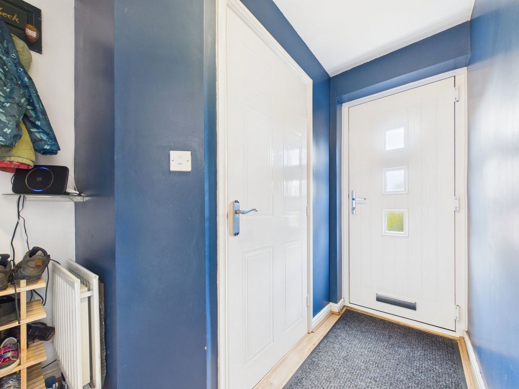 Property photo 2 of 30