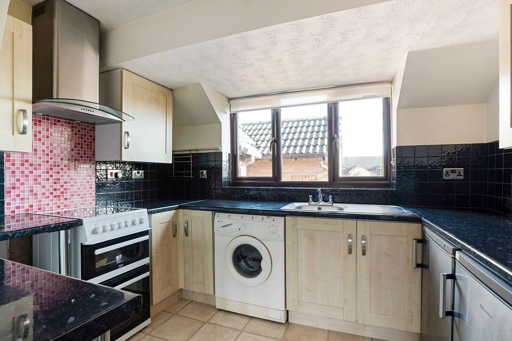 Property photo 3 of 6 3