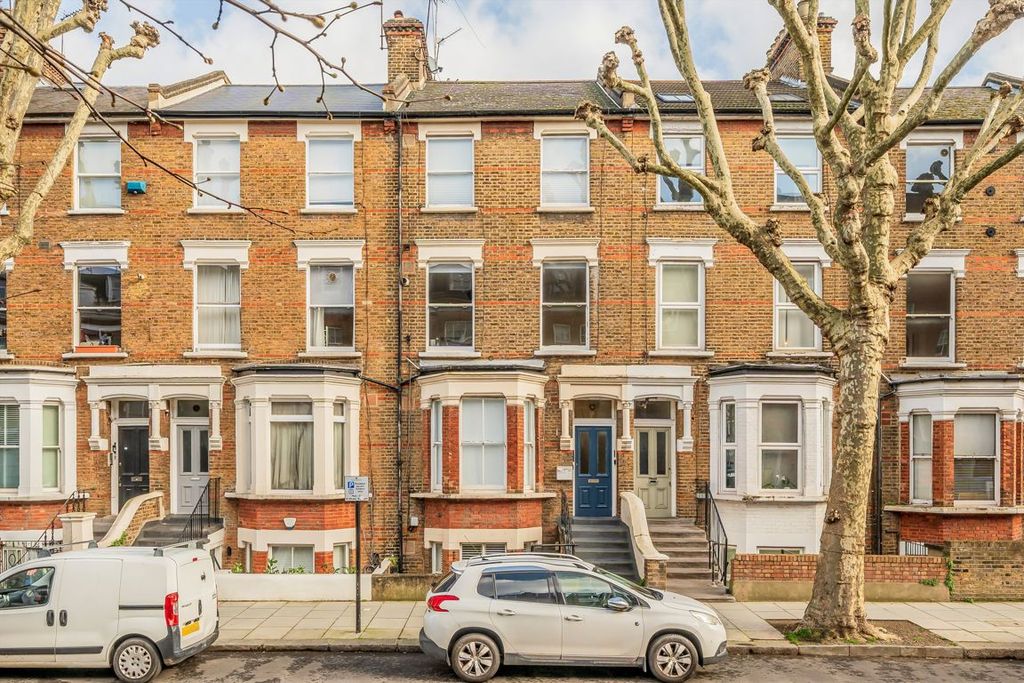 Property photo 1 of 7