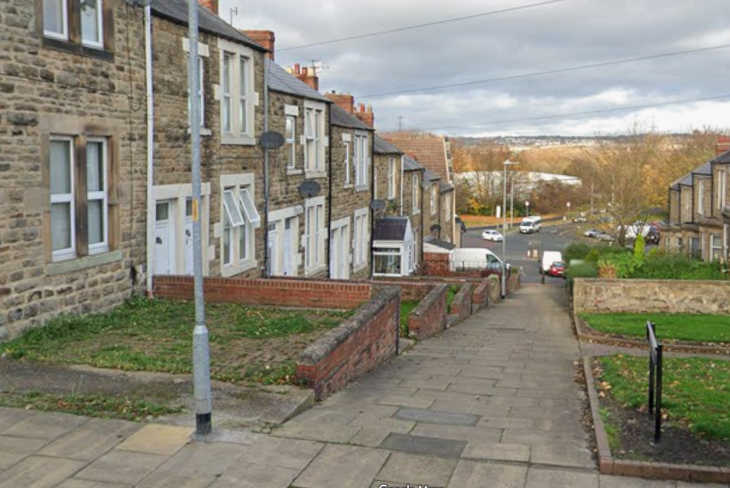 Property photo 1 of 4